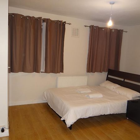 Vallance Road House London Bagian luar foto